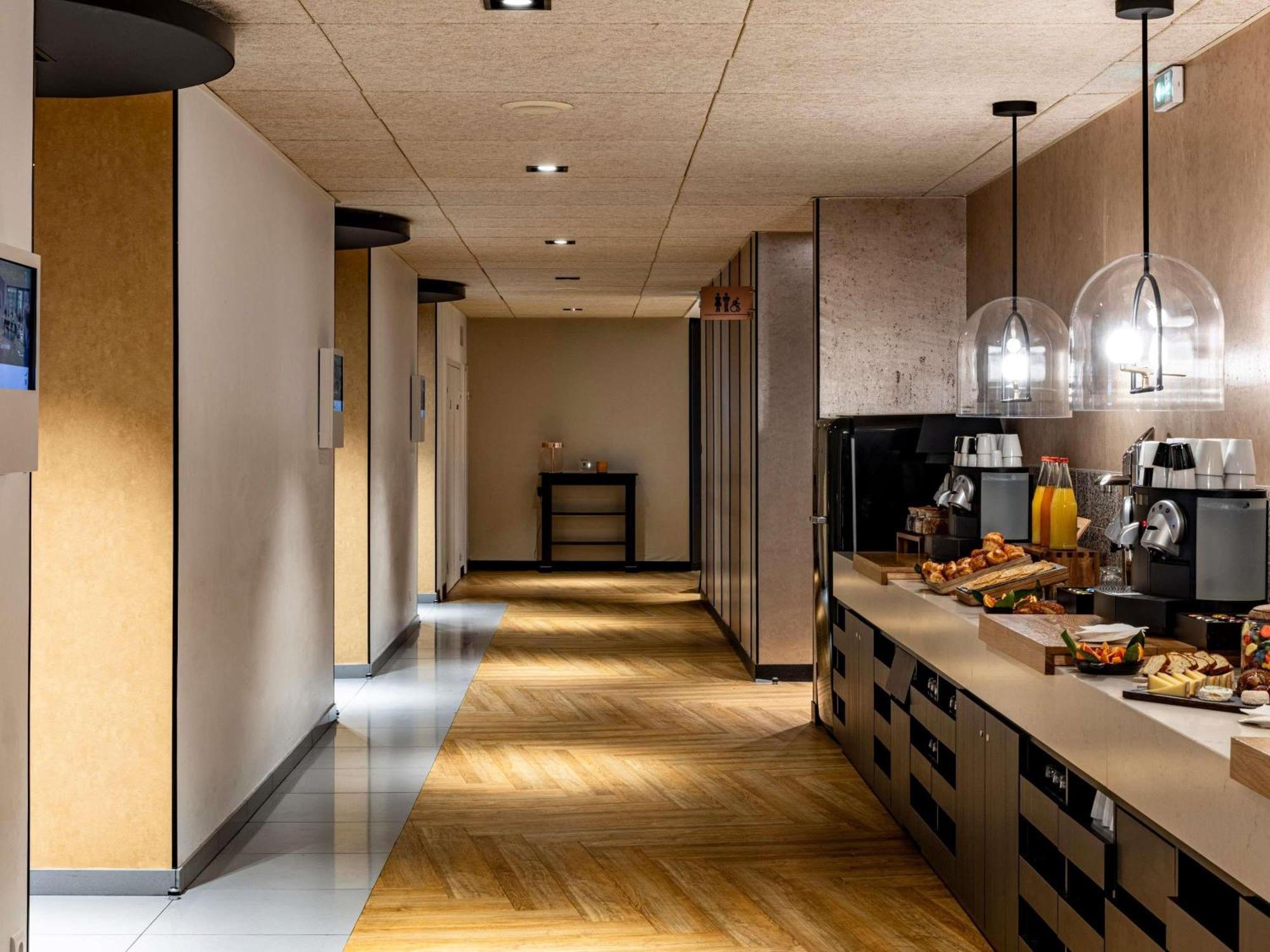 Novotel Beaune Esterno foto