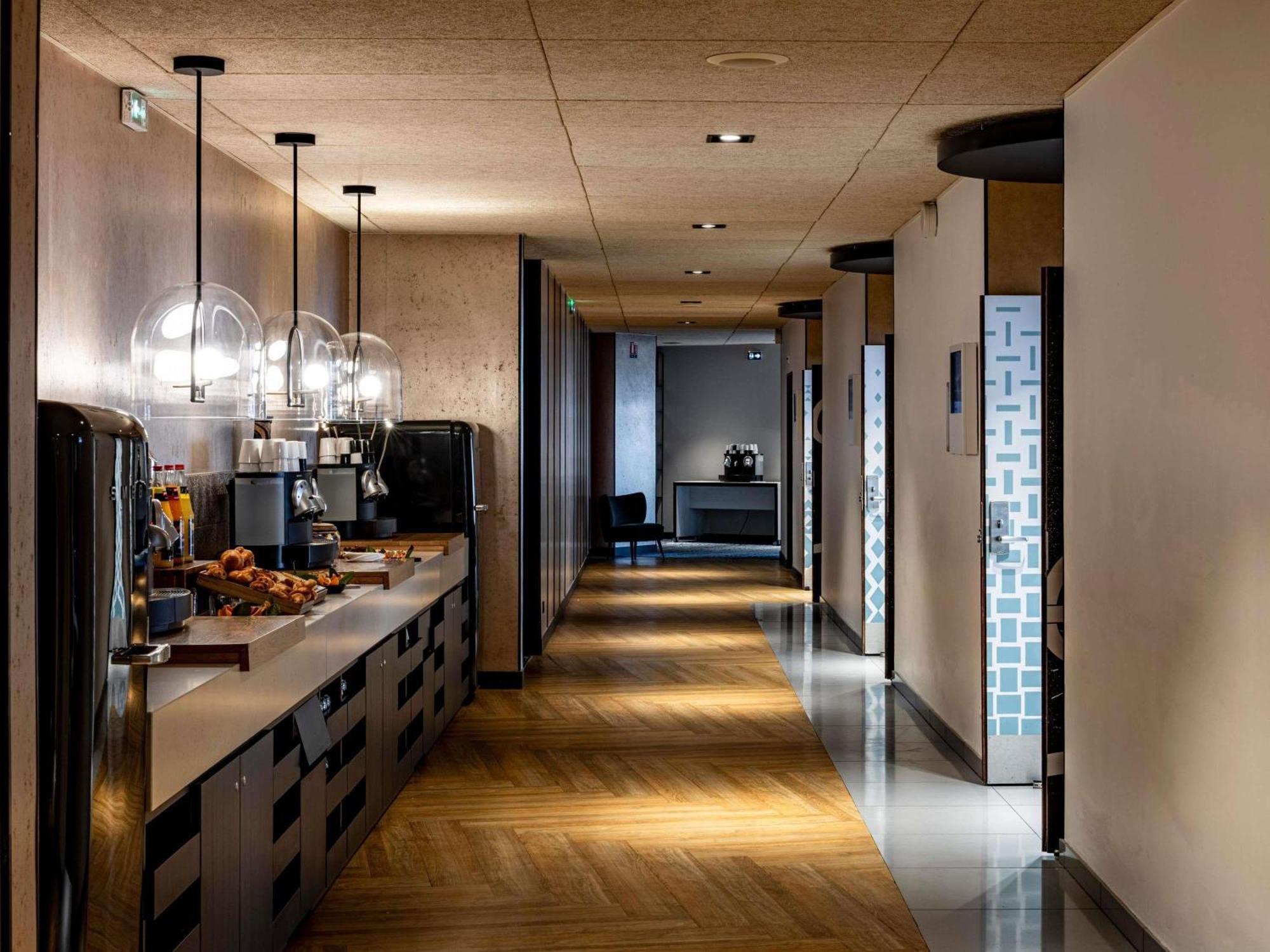 Novotel Beaune Esterno foto
