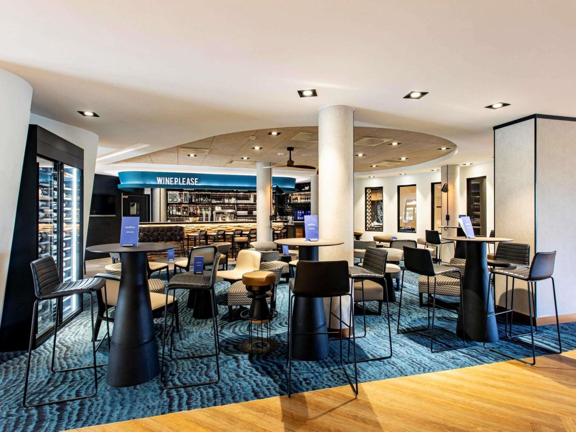 Novotel Beaune Esterno foto